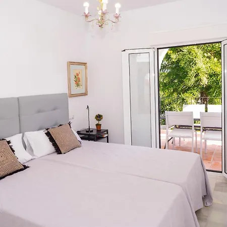 Tarifa Especial, Sin Aglomeraciones En Piscina Y Playa, Cerca De Puerto Banus Lägenhet Estepona
